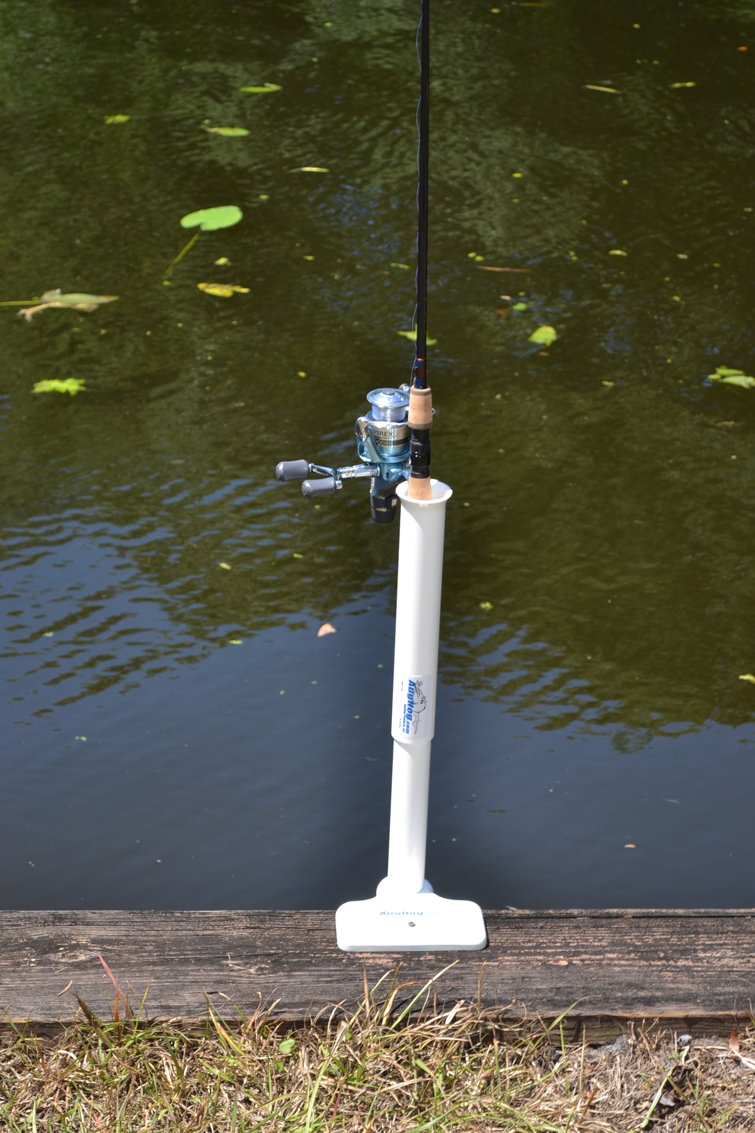 Dock Pal Flip in Dock Fishing Rod Holder | AugHog Products 