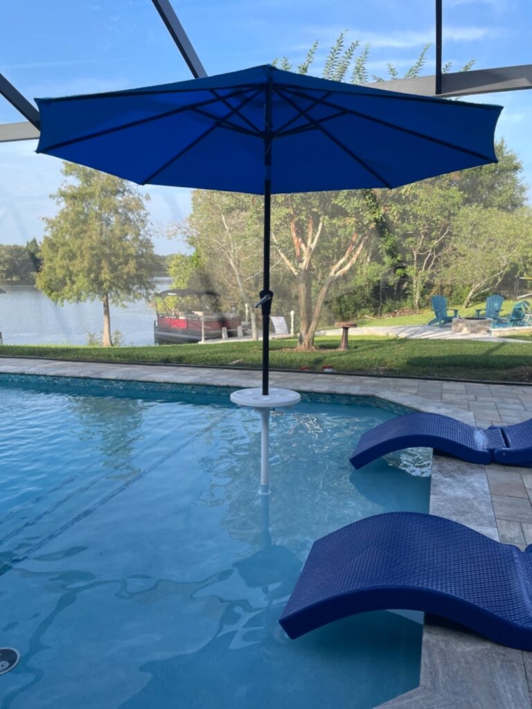 Baja Table Sun Shelf Umbrella Table for Ledge in Swimming Pool