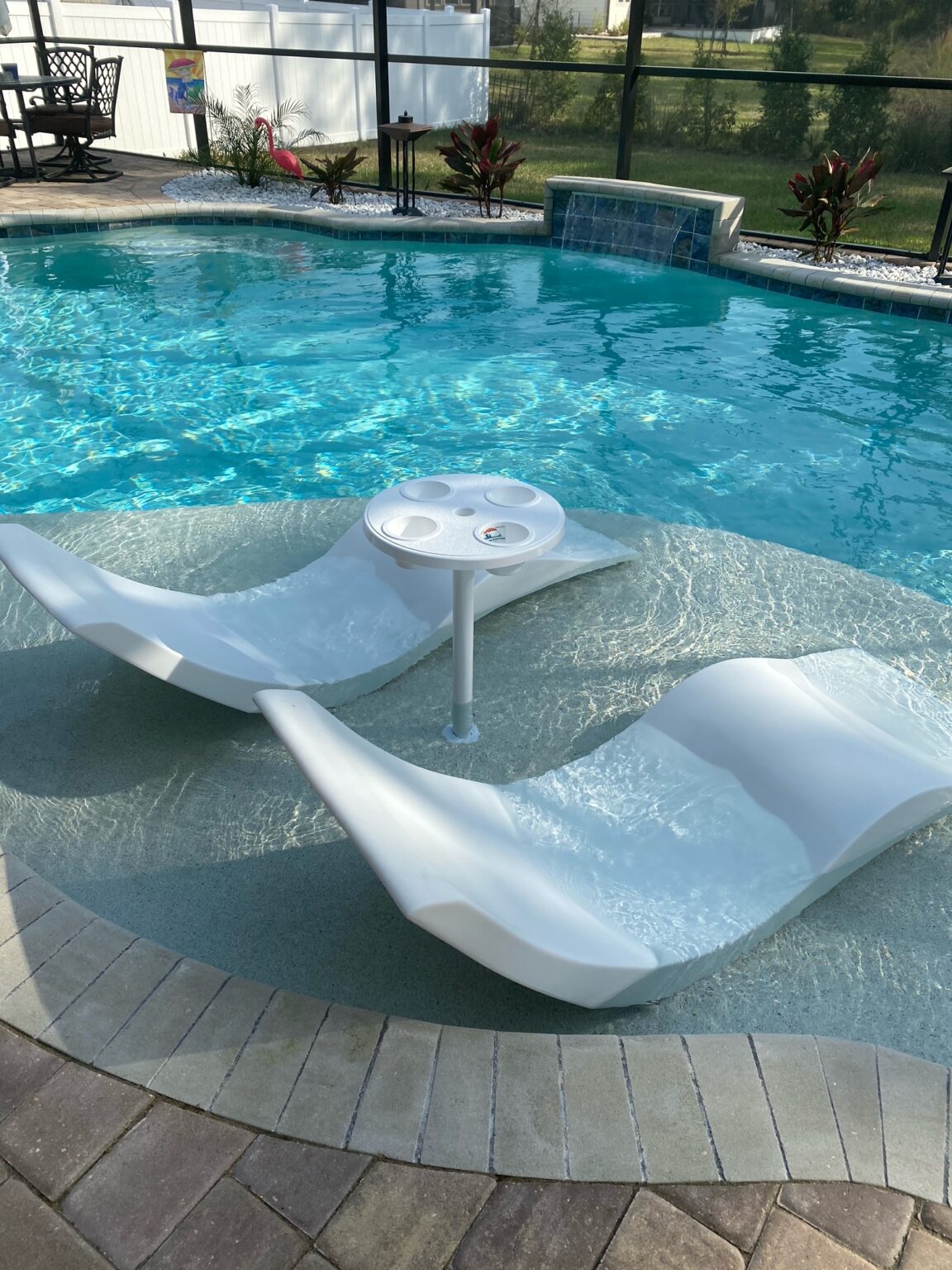 Baja Table Sun Shelf Umbrella Table for Ledge in Swimming Pool AugHog